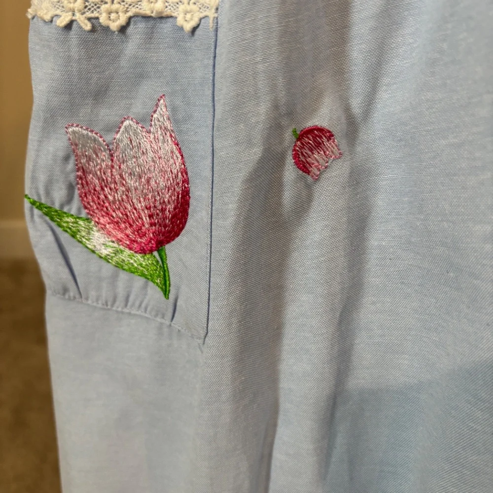 NWT! Lindy Bop Corinna Dress with Embroidered Flowers XS - Picture 6 of 12